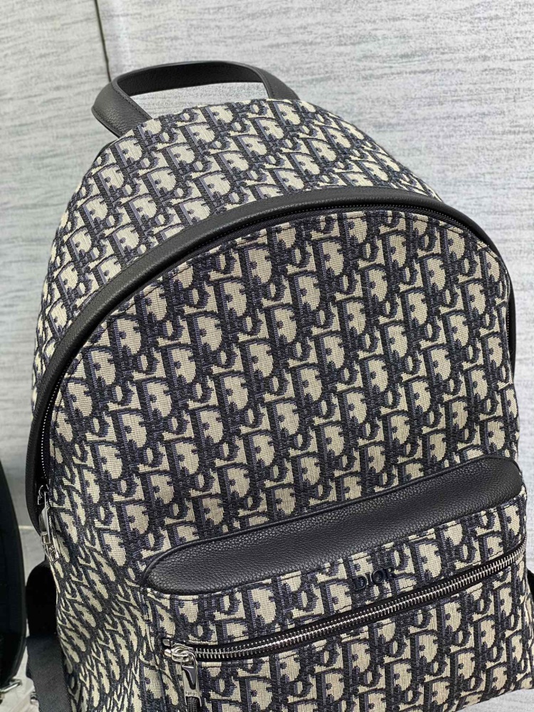Dior man's Oblique backpacks