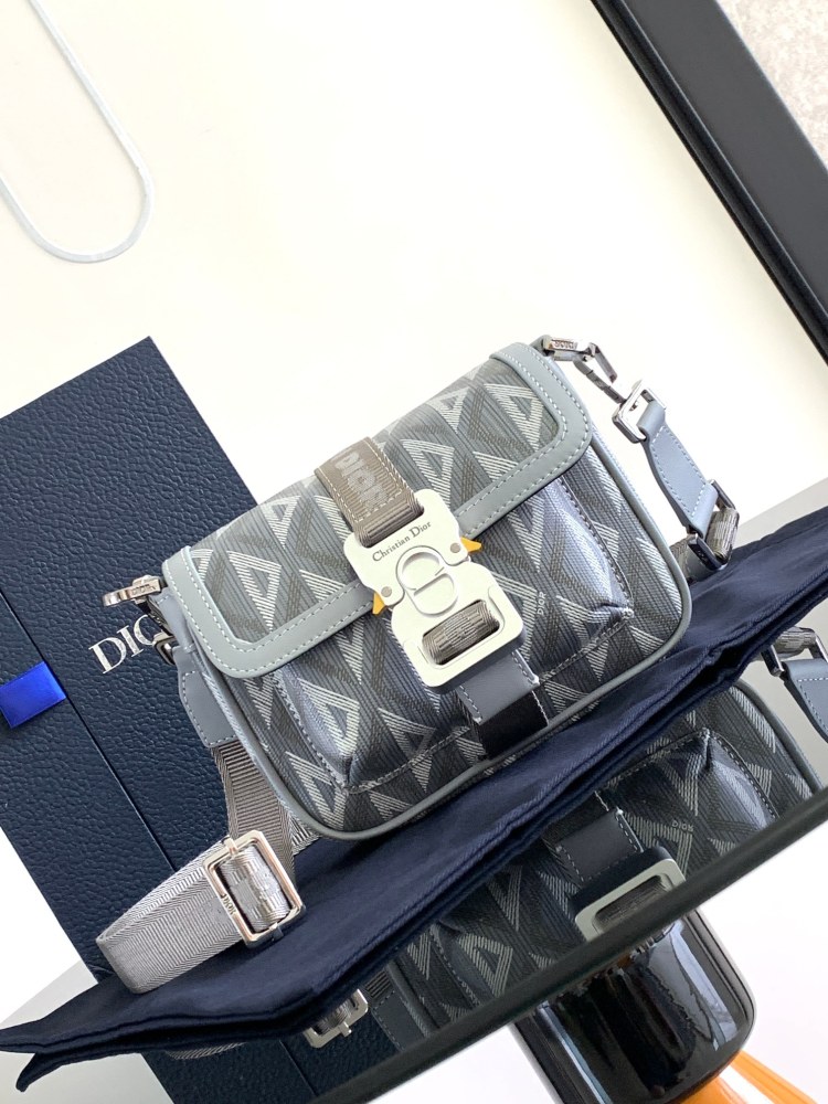 Dior man's CD Dimond Messenger Bags