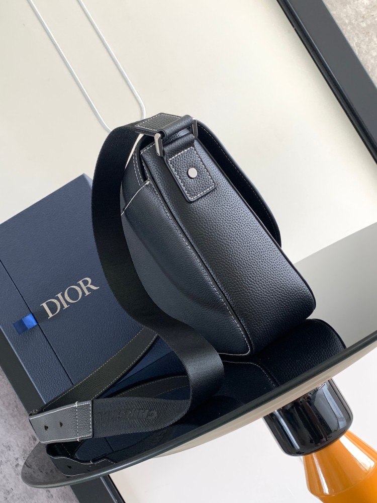 Dior man's Black Messenger Bags