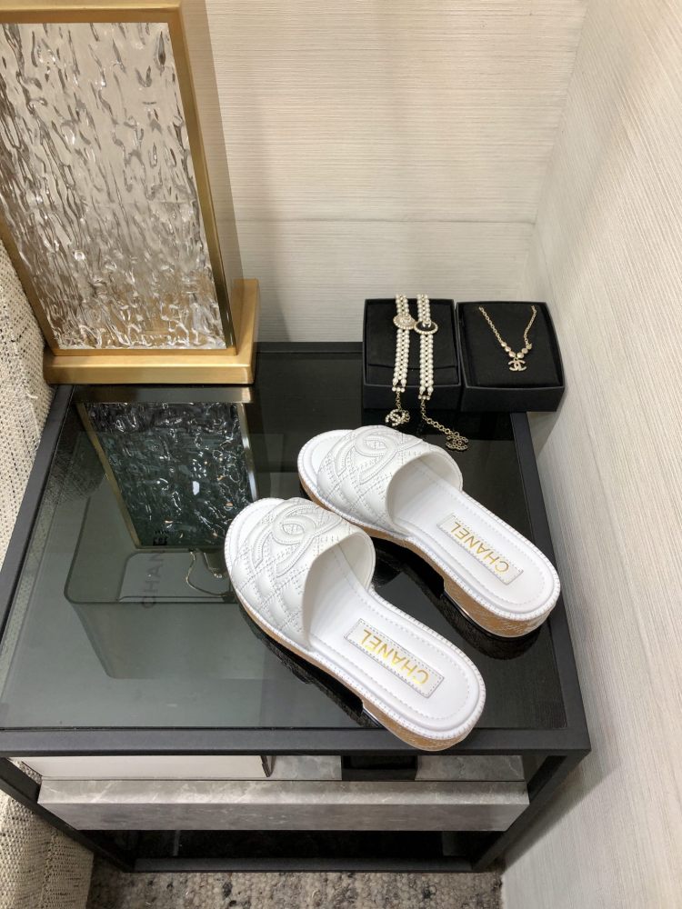 chanel SIZE  香奈儿拖鞋