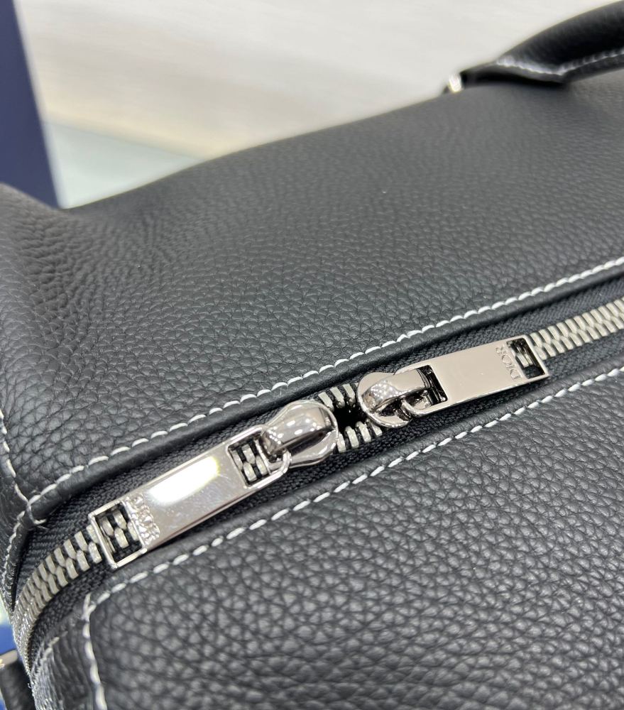 Dior manbag