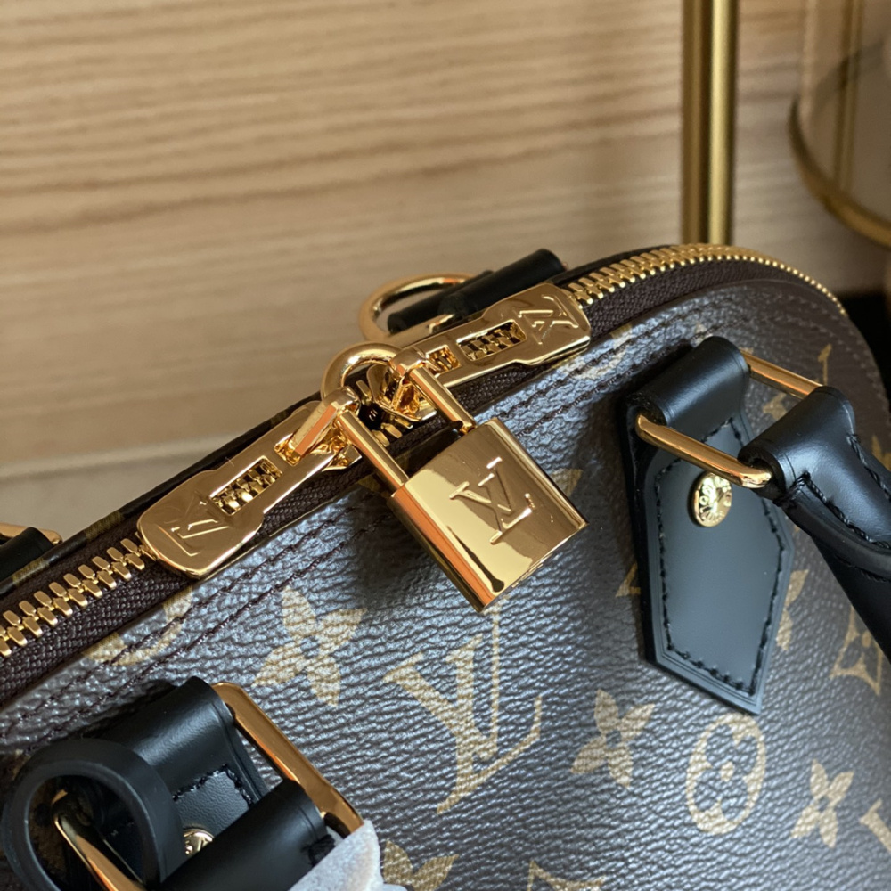 LV Alma BB M53152