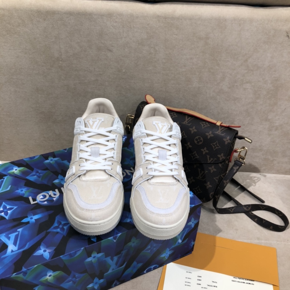 LV flats LV size  LV运动鞋