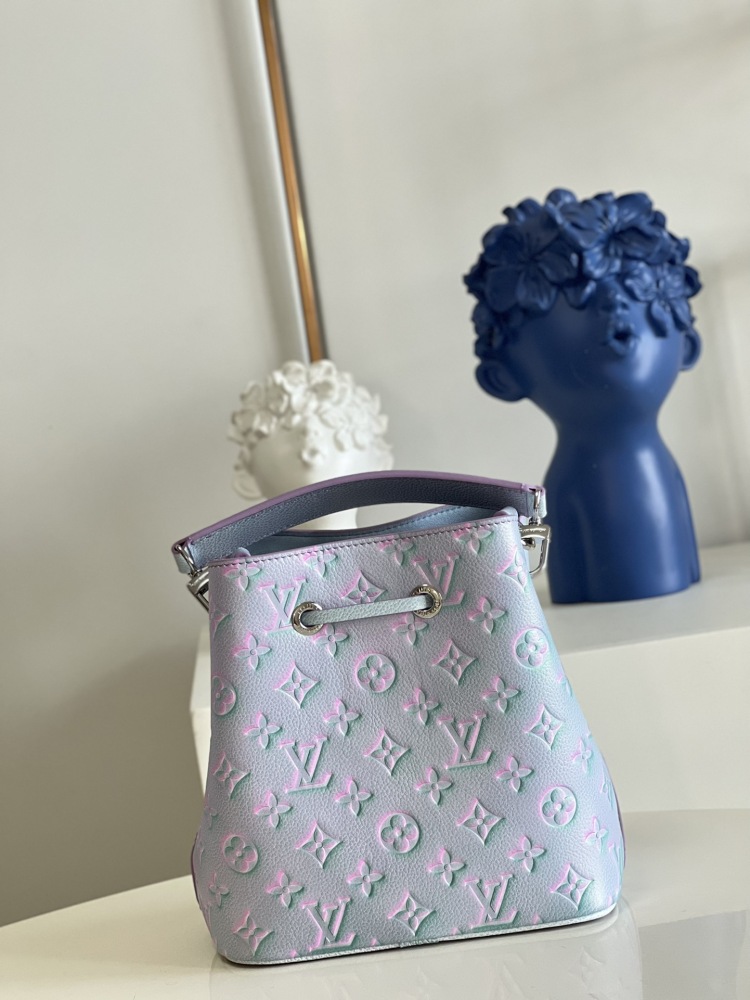 LV BB Monogram Empreinte Summer Stardust  size 20 x 20 x 13