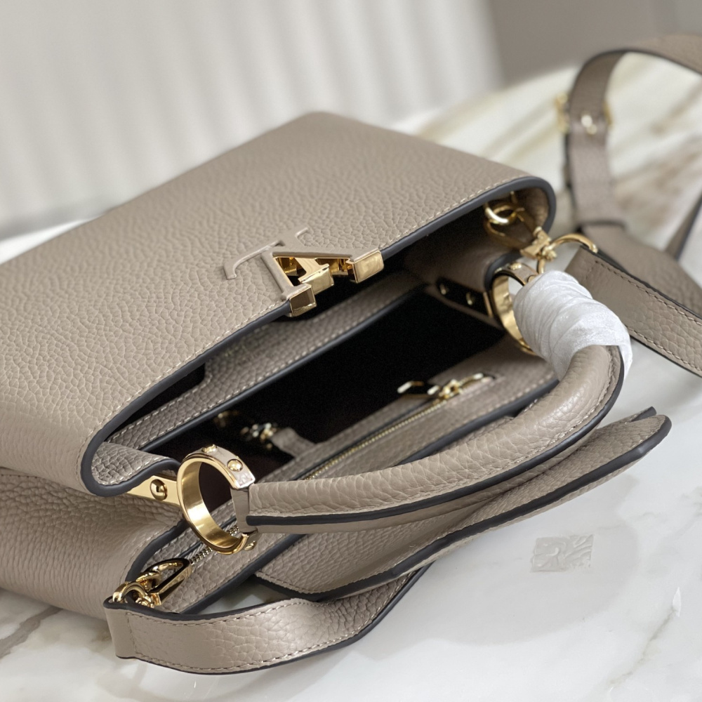 Louis Vuitton Capucines mini M94634