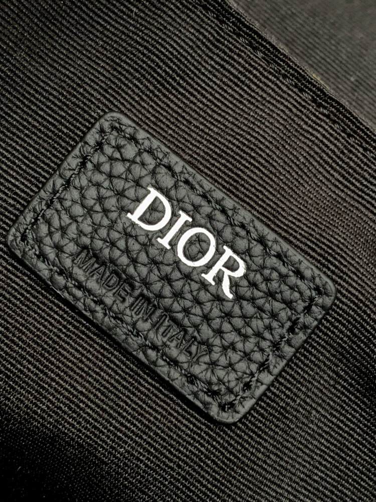 Dior manbag