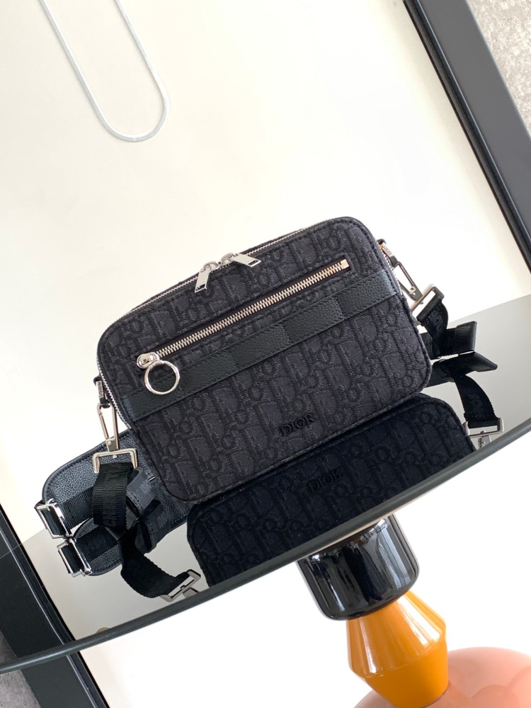 Dior man's Oblique Messenger Bags