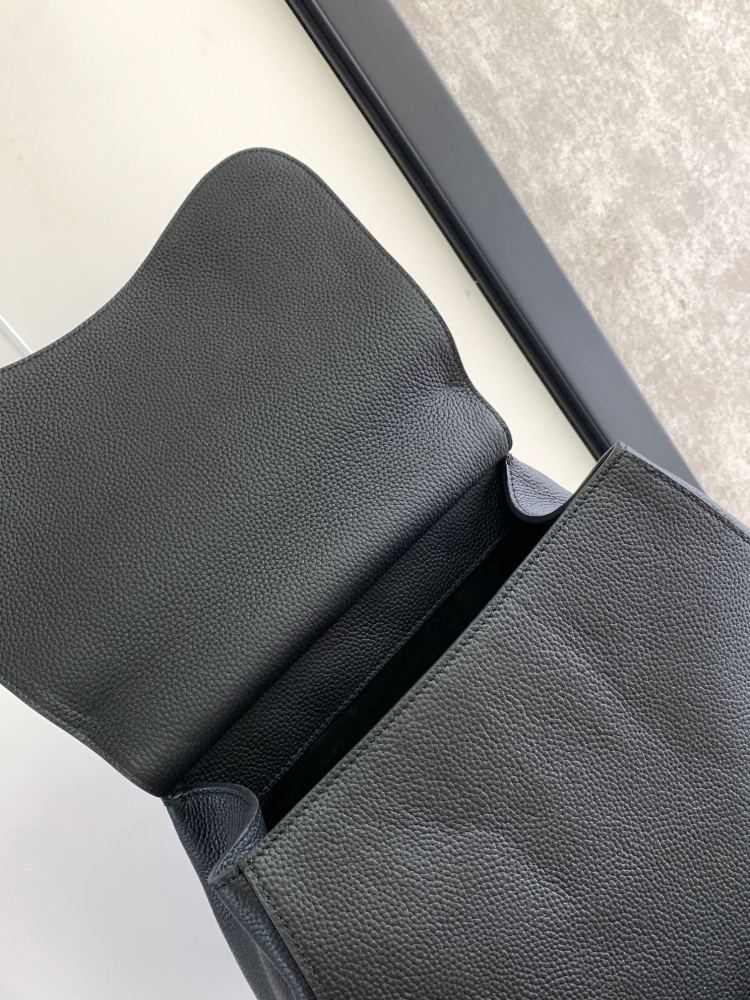 Dior manbag