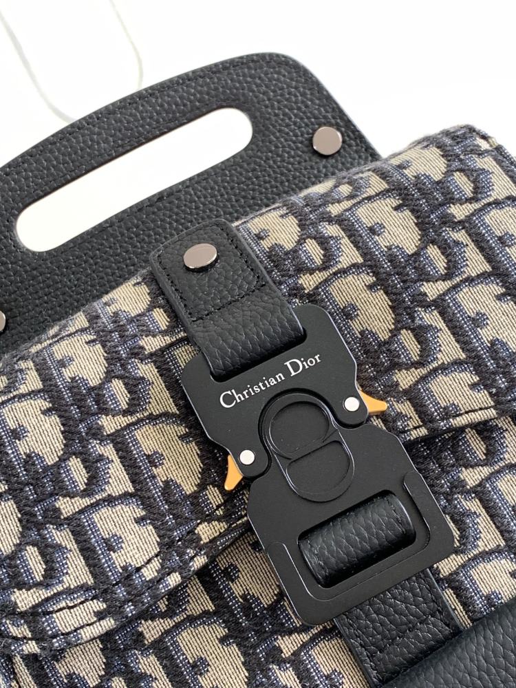 Dior manbag