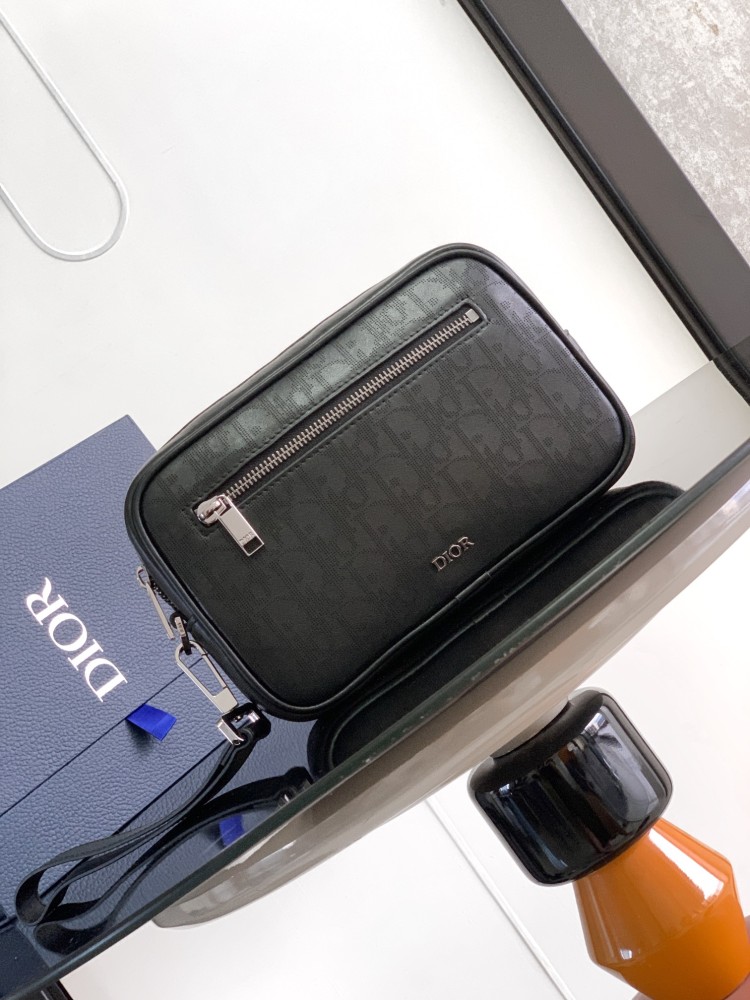 Dior man's Oblique Messenger Bags