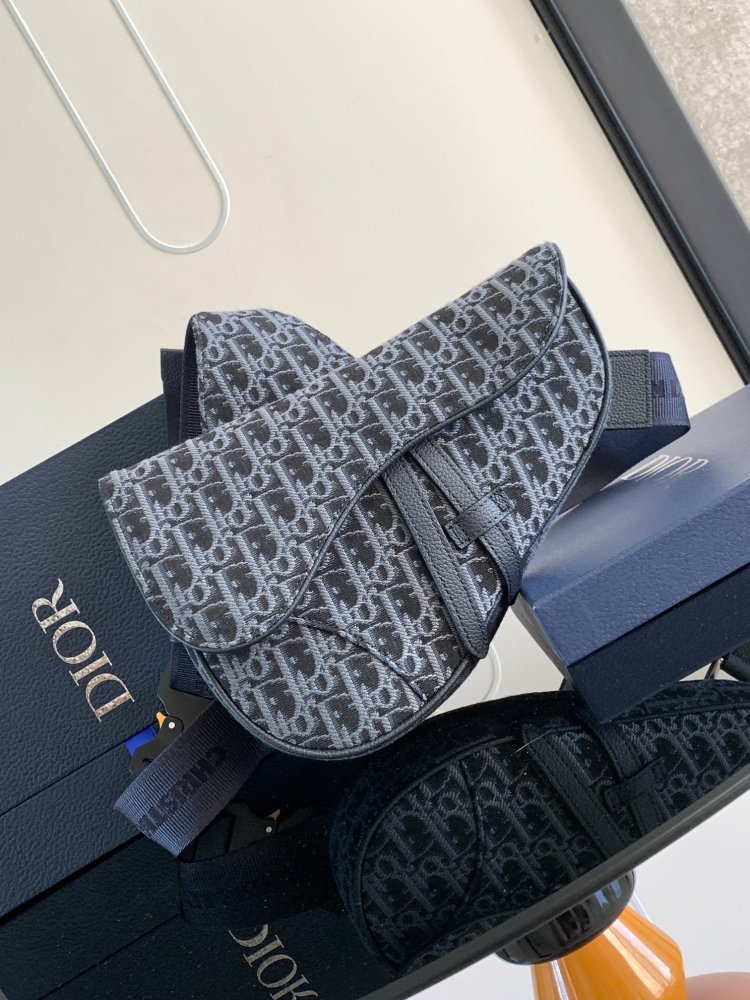 Dior man's  saddle bag