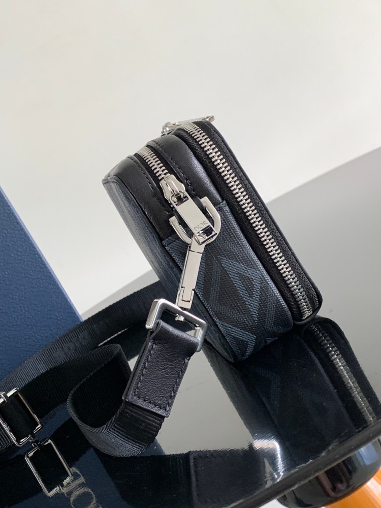 Dior man's CD Dimond Messenger Bags