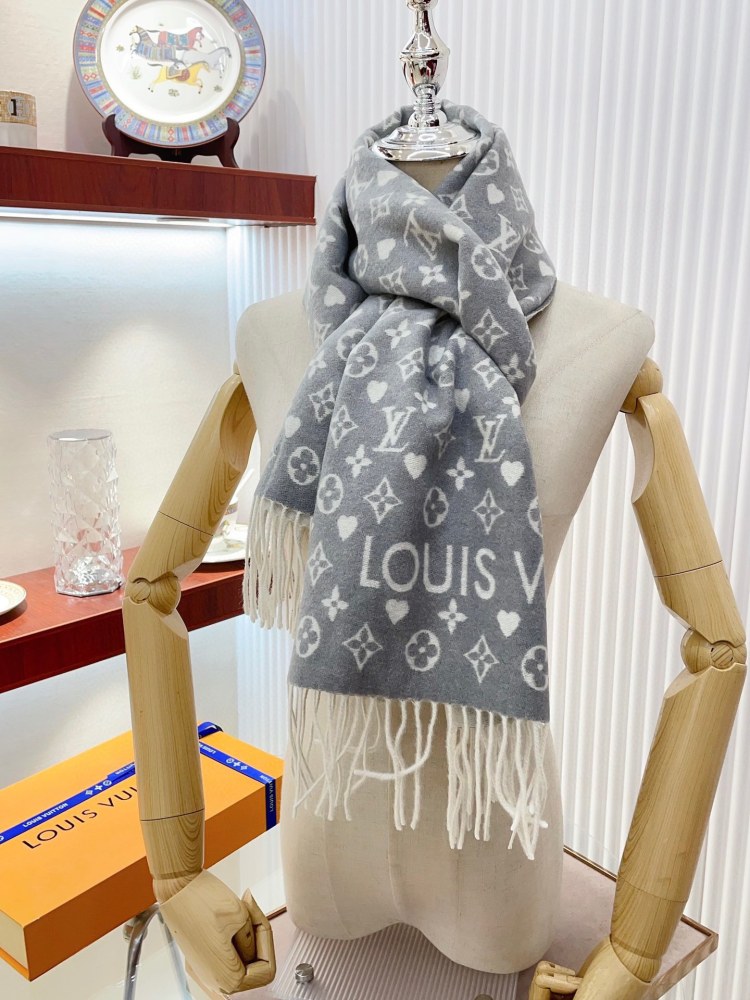 LV Scarf