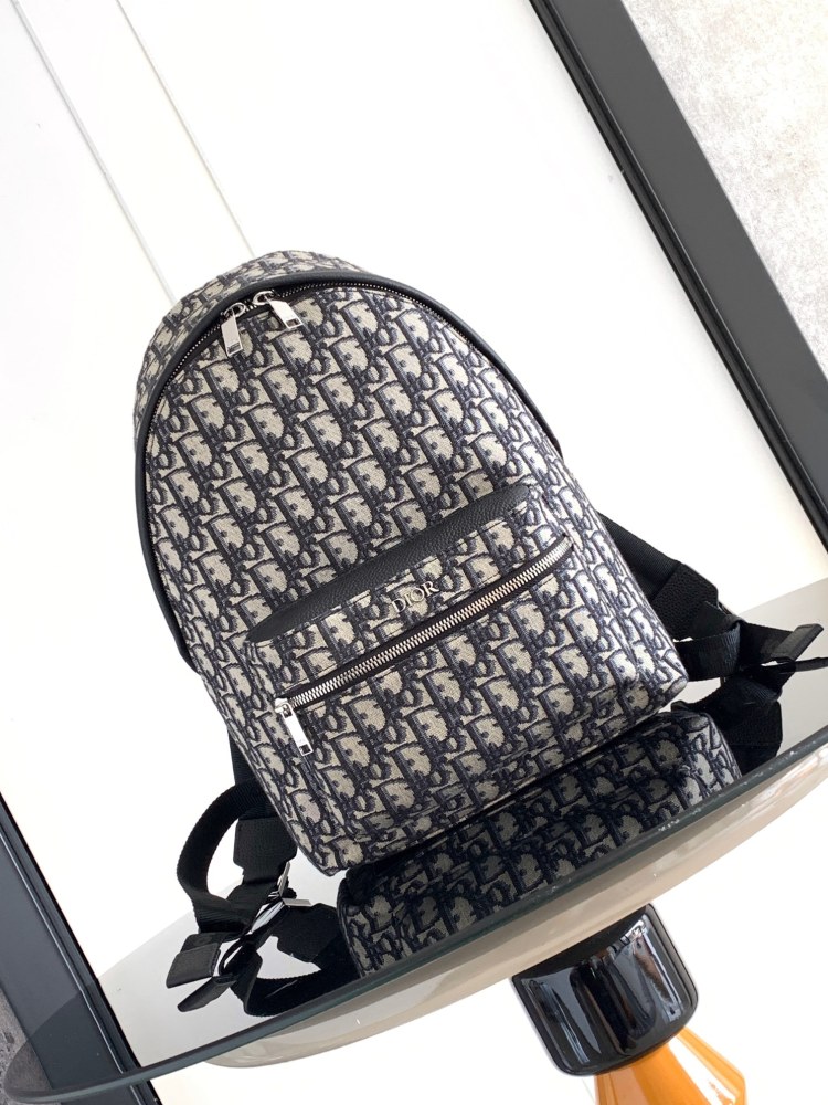 Dior man's Oblique backpacks