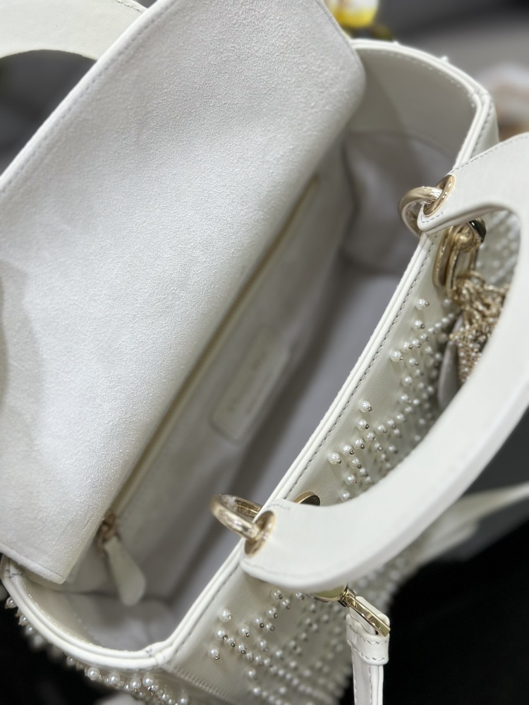 Dior Handmade bag Lady Dior  size 24 x 20 x 11