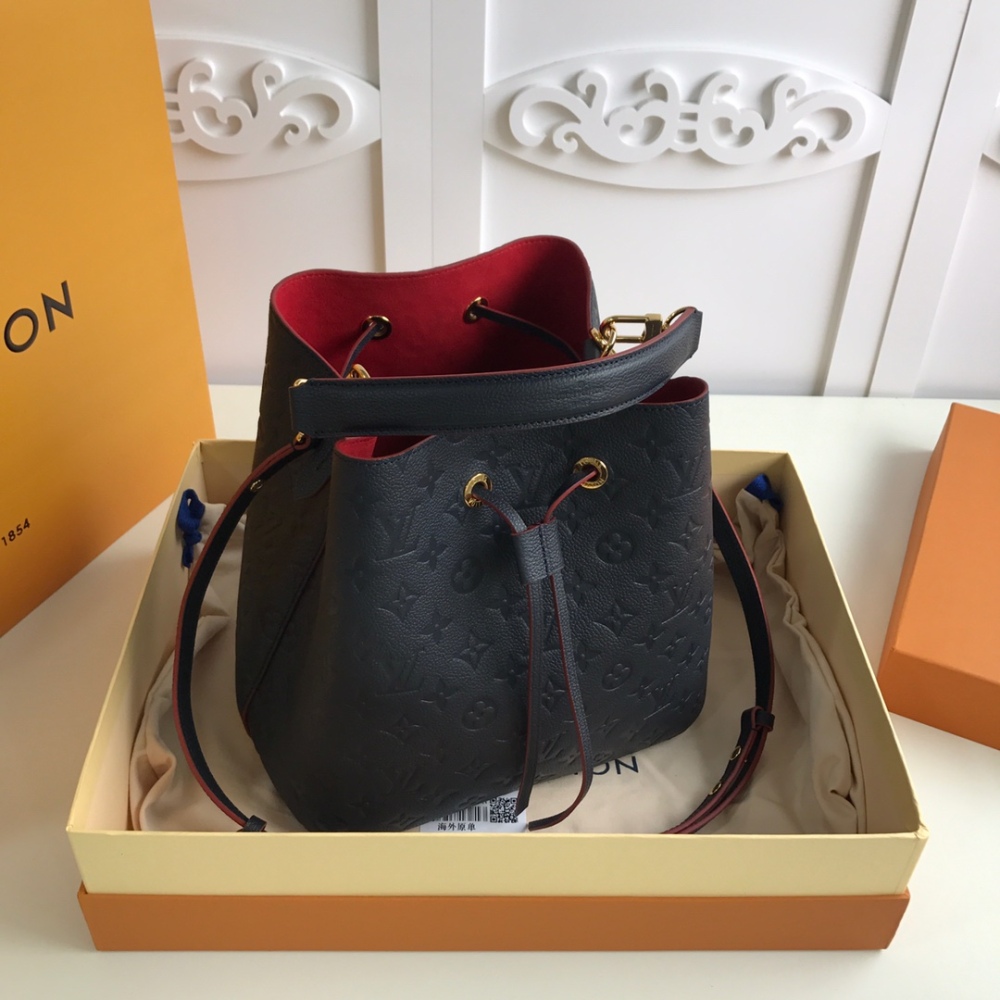 LV Monogram Empreinte Bucket Bags  size 26x26x17.5