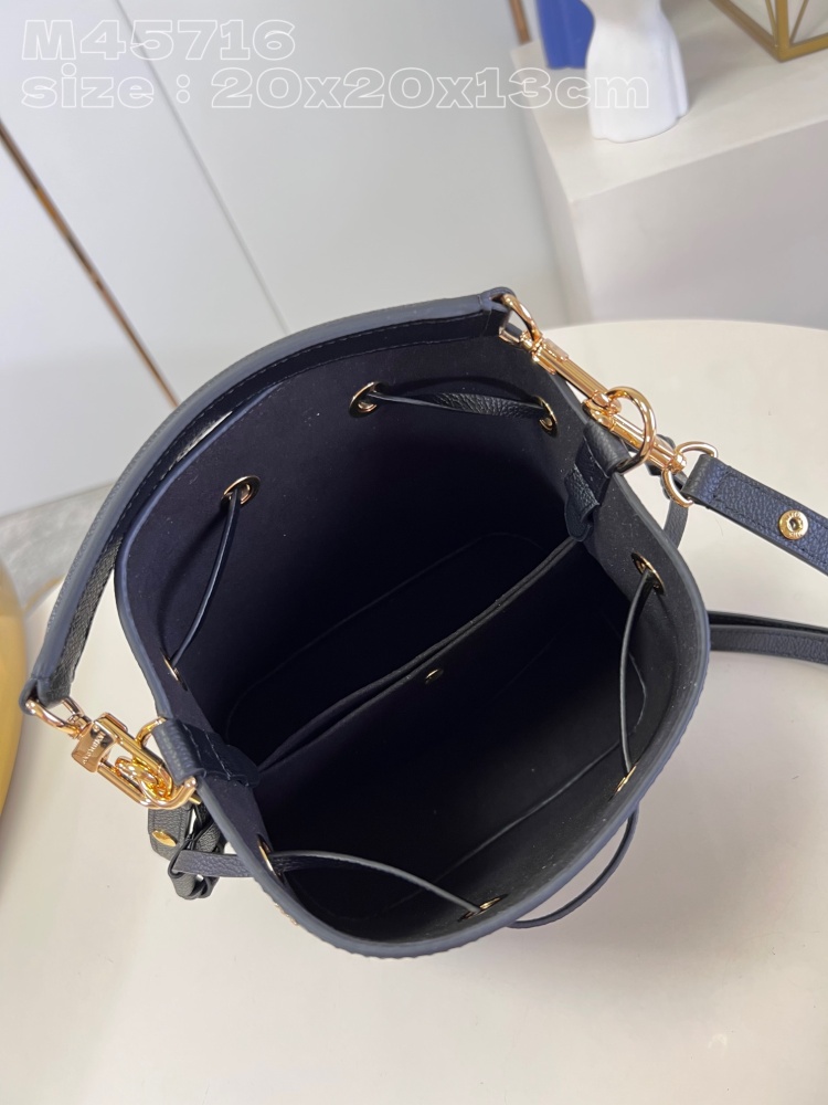 LV BB Monogram  size 20 x 20 x 13