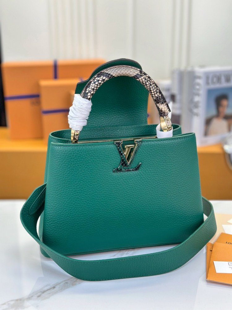 LV Capucines