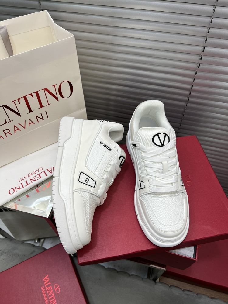 LV sneaker  华伦/lv联名运动