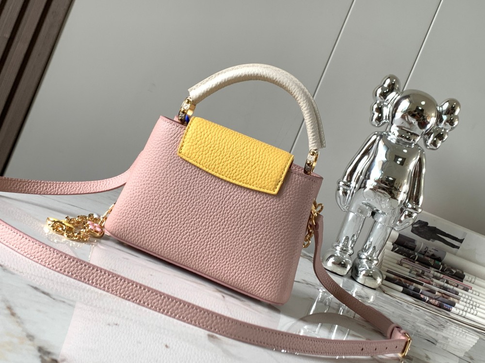 LV Capucines Mini M20845 pink