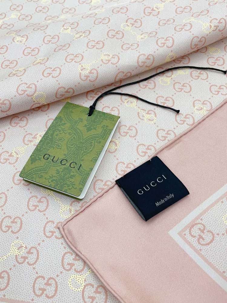GUCCI Scarf