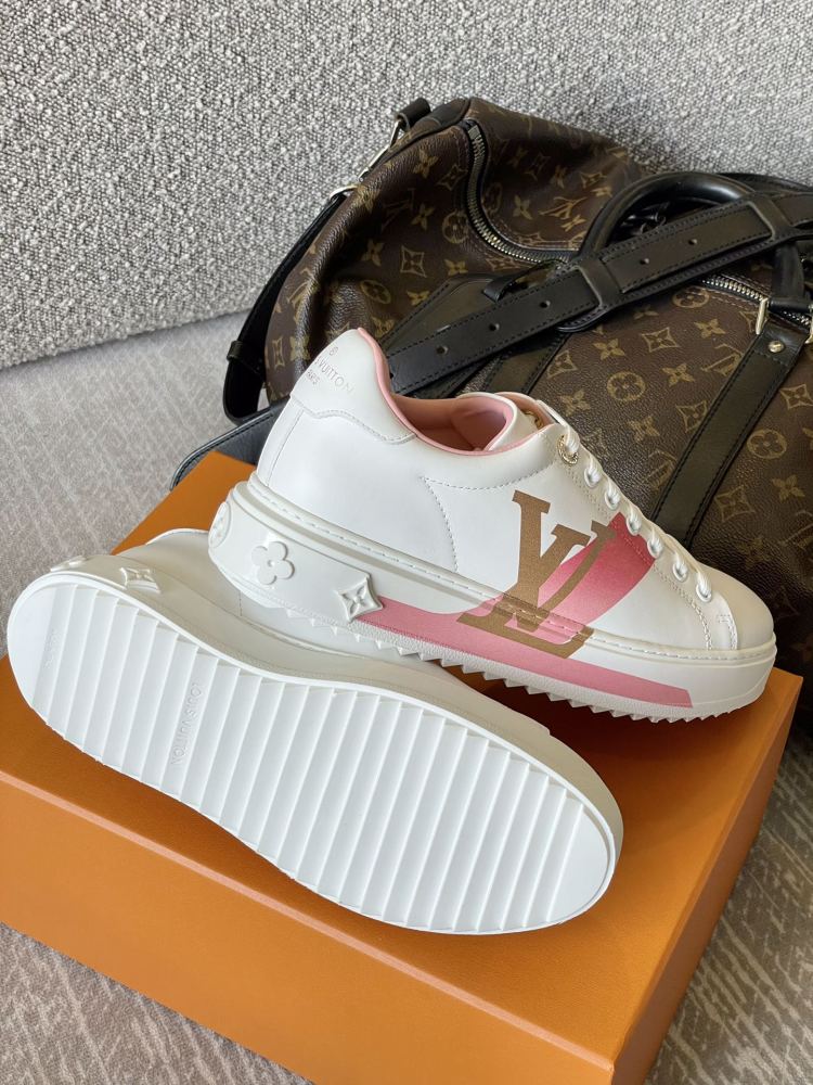 LV flats  LV运动鞋