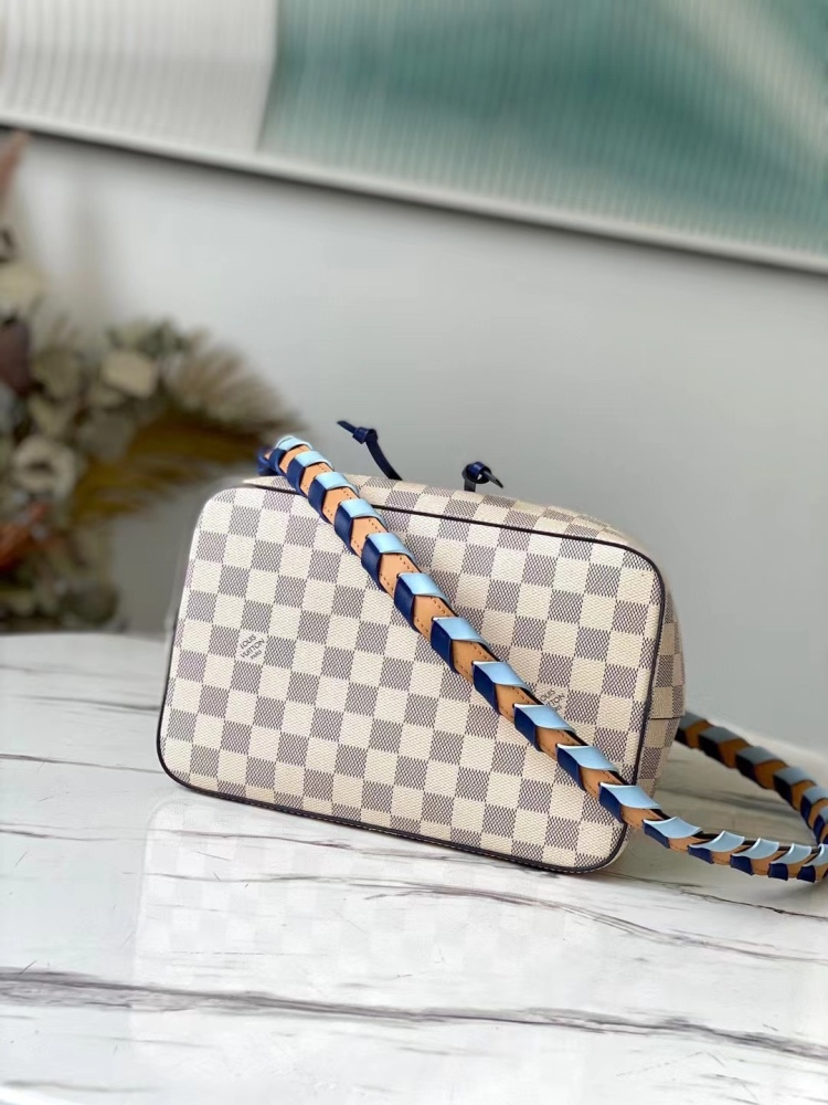LV Monogram  size 26 x 27x 22
