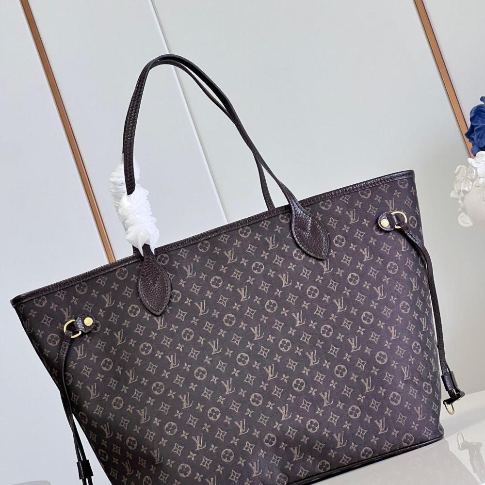 Neverfull Monogram cm  size 32 x 29 x 17