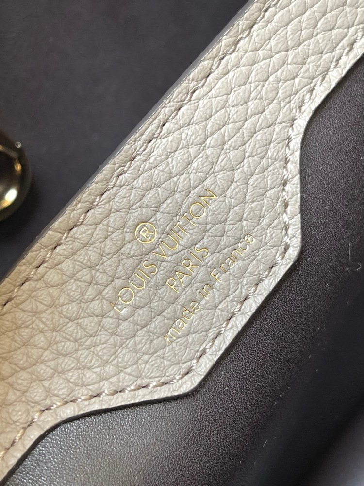 LV Capucines