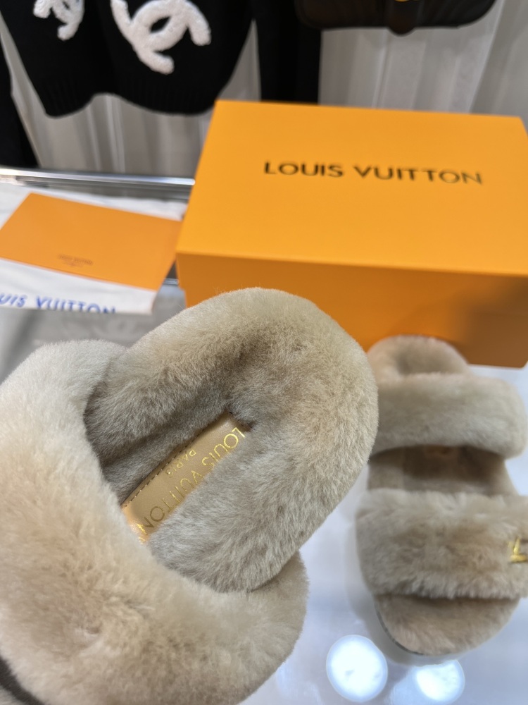 LV slippers LV  lv毛拖