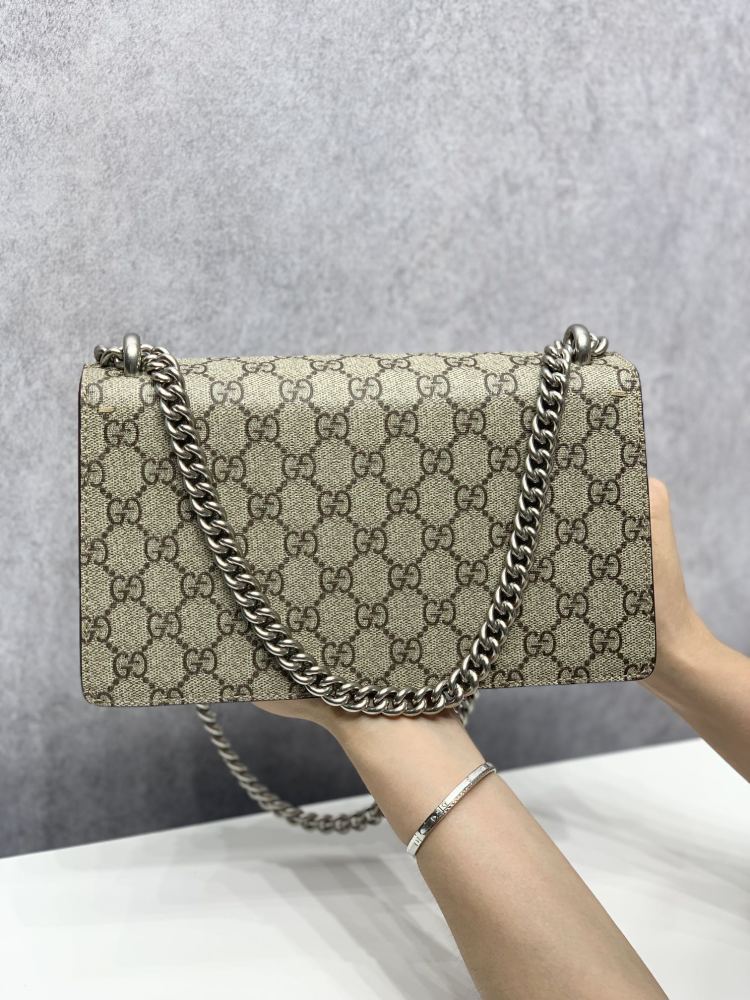 Gucci  size 25*14*8