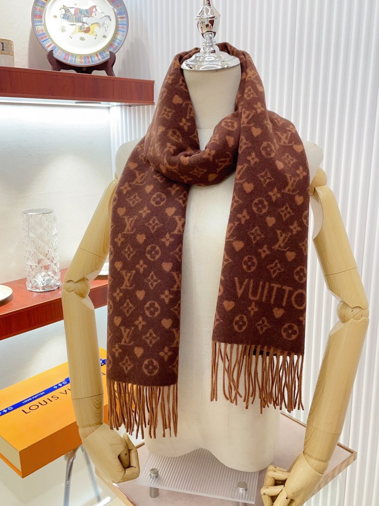 LV Scarf