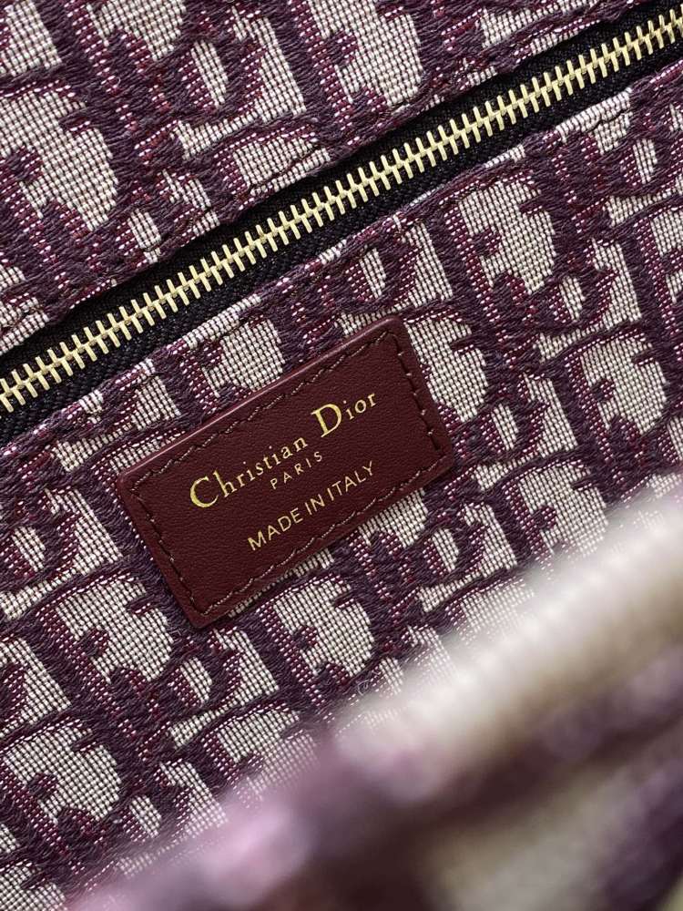 Dior Handmade bag size