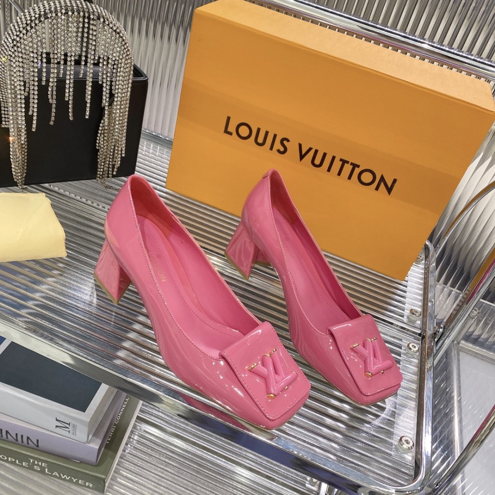 LV high heels LV  LV单鞋