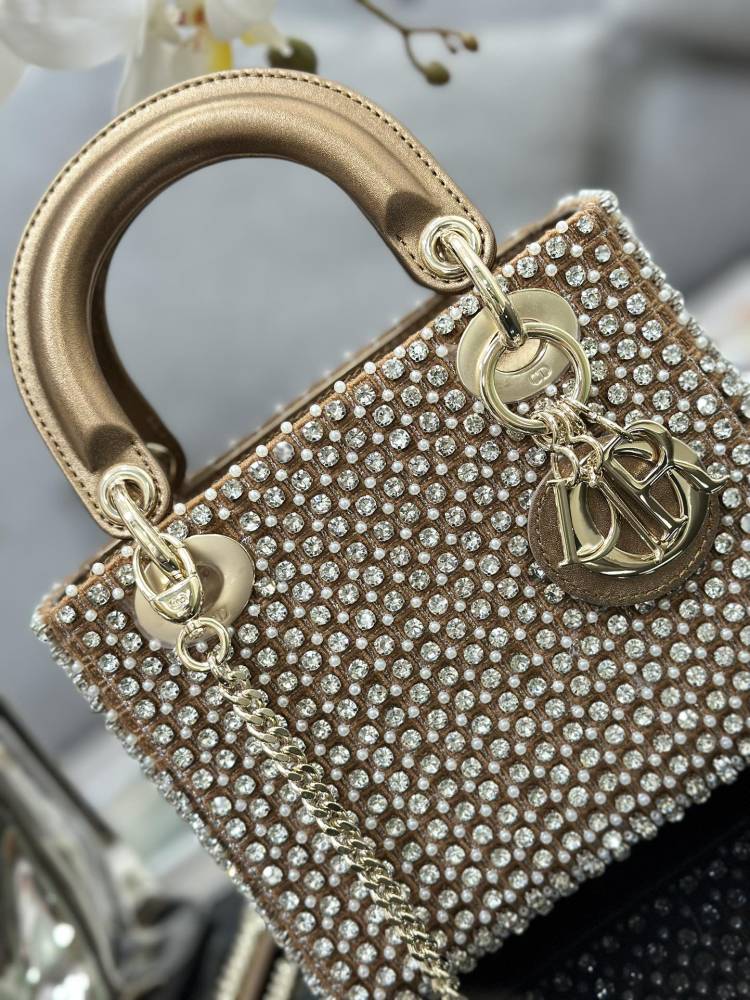 Dior Handmade bag Lady Dior  size 17 x 15 x 7