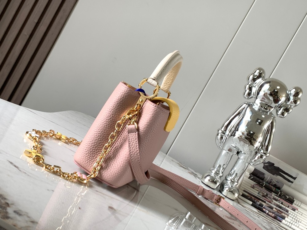 LV Capucines Mini M20845 pink