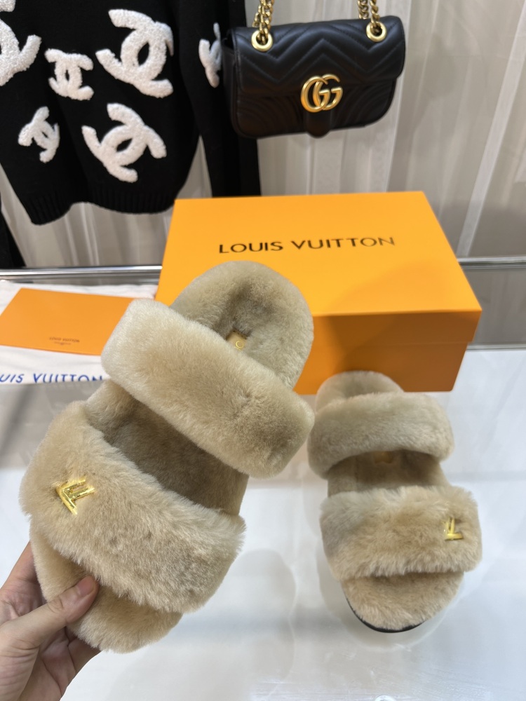 LV slippers LV  lv毛拖