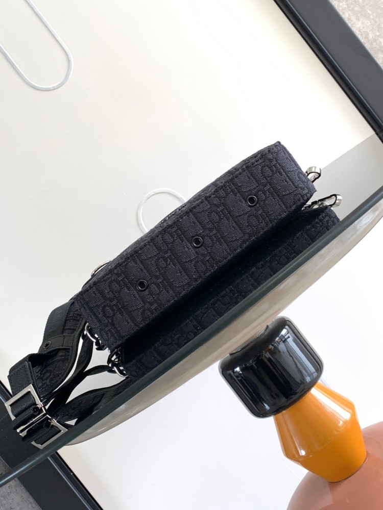 Dior manbag