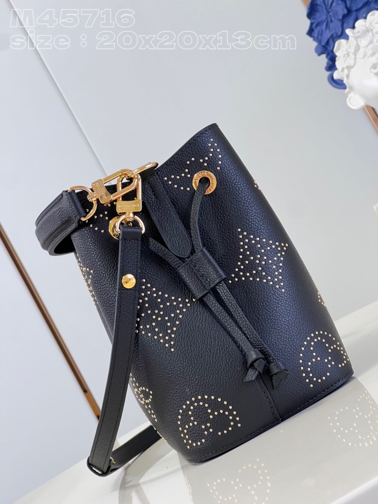 LV BB Monogram  size 20 x 20 x 13