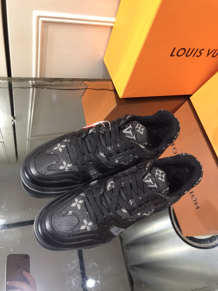 LV flats LV size  LV运动鞋