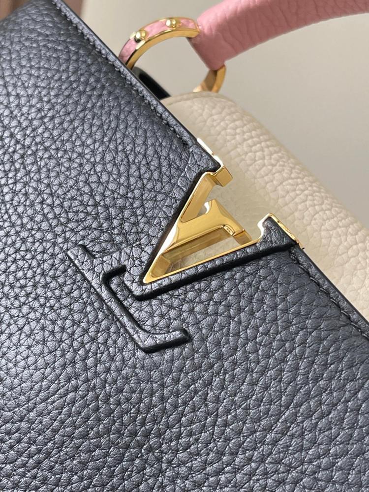 LV Capucines