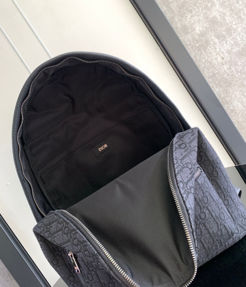 Dior manbag