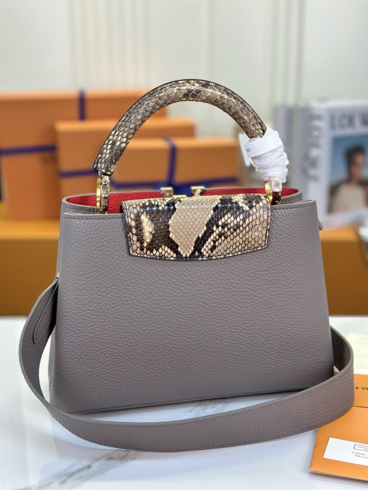 LV Capucines BB M82068Python Handle grey