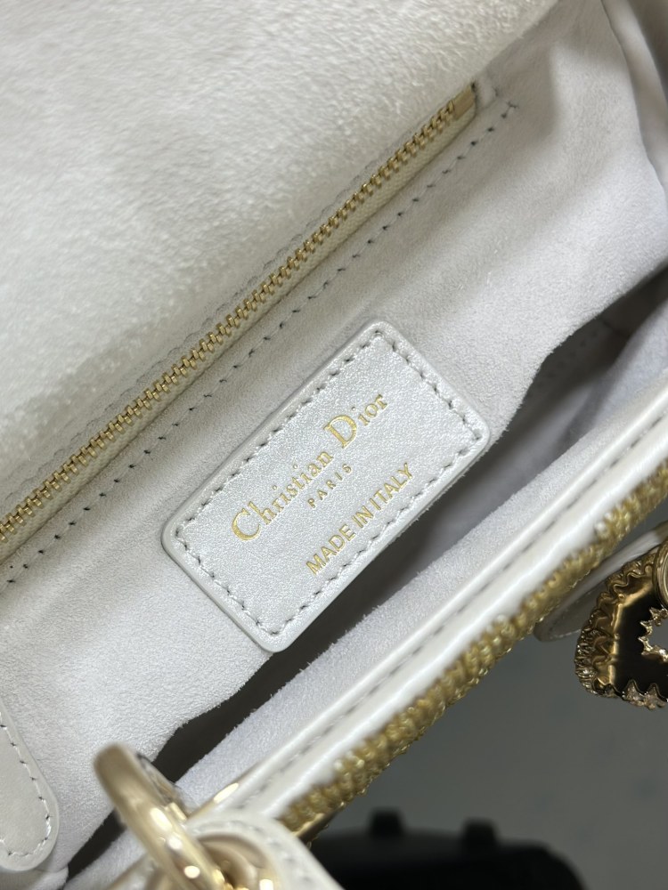 Dior Handmade bag Lady Dior Dior  size 17 x 15 x 7