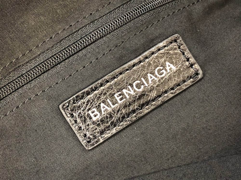 Balenciaga  size 32*13*46