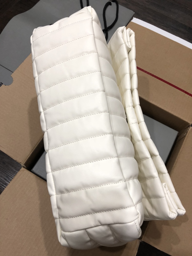 Balenciaga Monaco BB logo