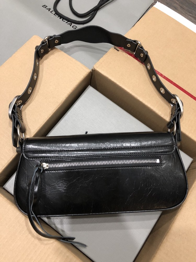 Balenciaga Le Size