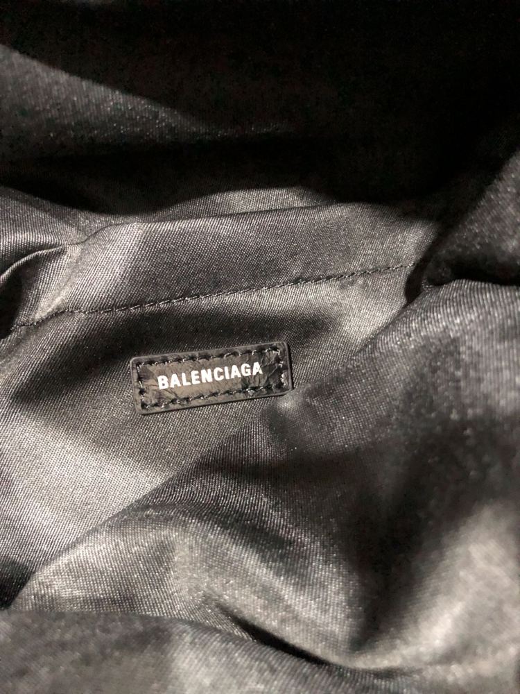 Balenciaga Monaco BB logo