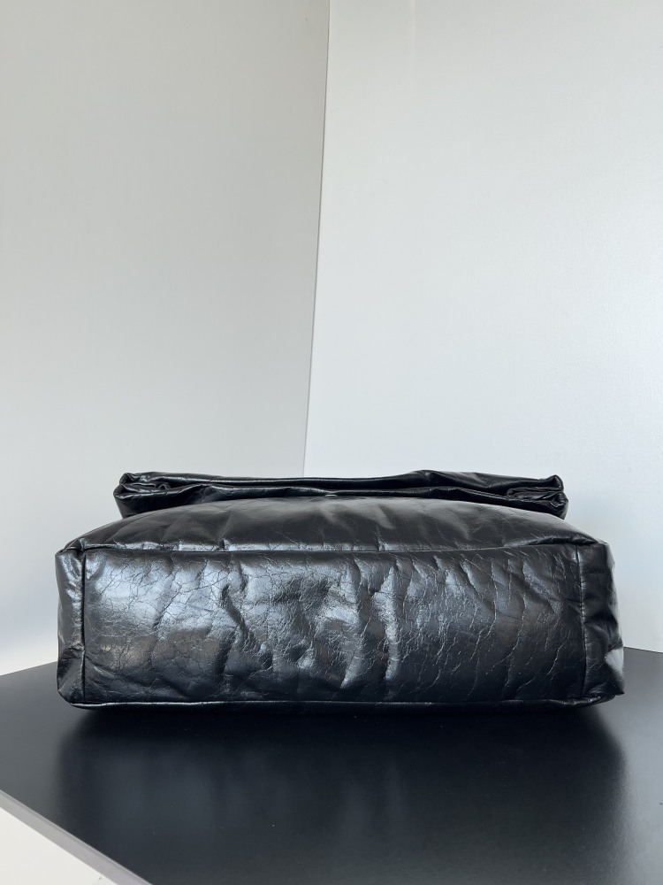 Balenciaga logo