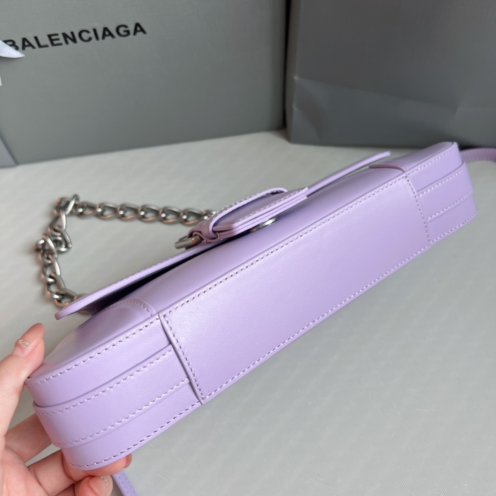 Balenciaga Size  size 29X13X4.8